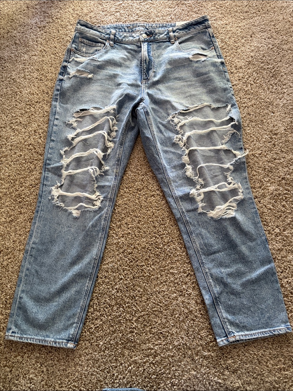 American Eagle Outfitters Light Blue Distressed Straight Leg Jeans